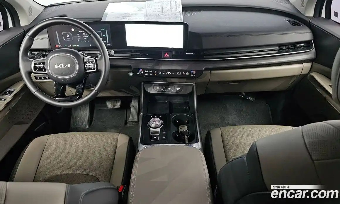 Kia Carnival 2024 1.6 автомат (гидро), фото 10