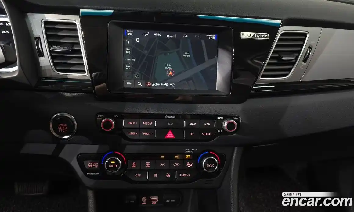Kia Niro 2019 1.6 автомат (гидро), фото 15