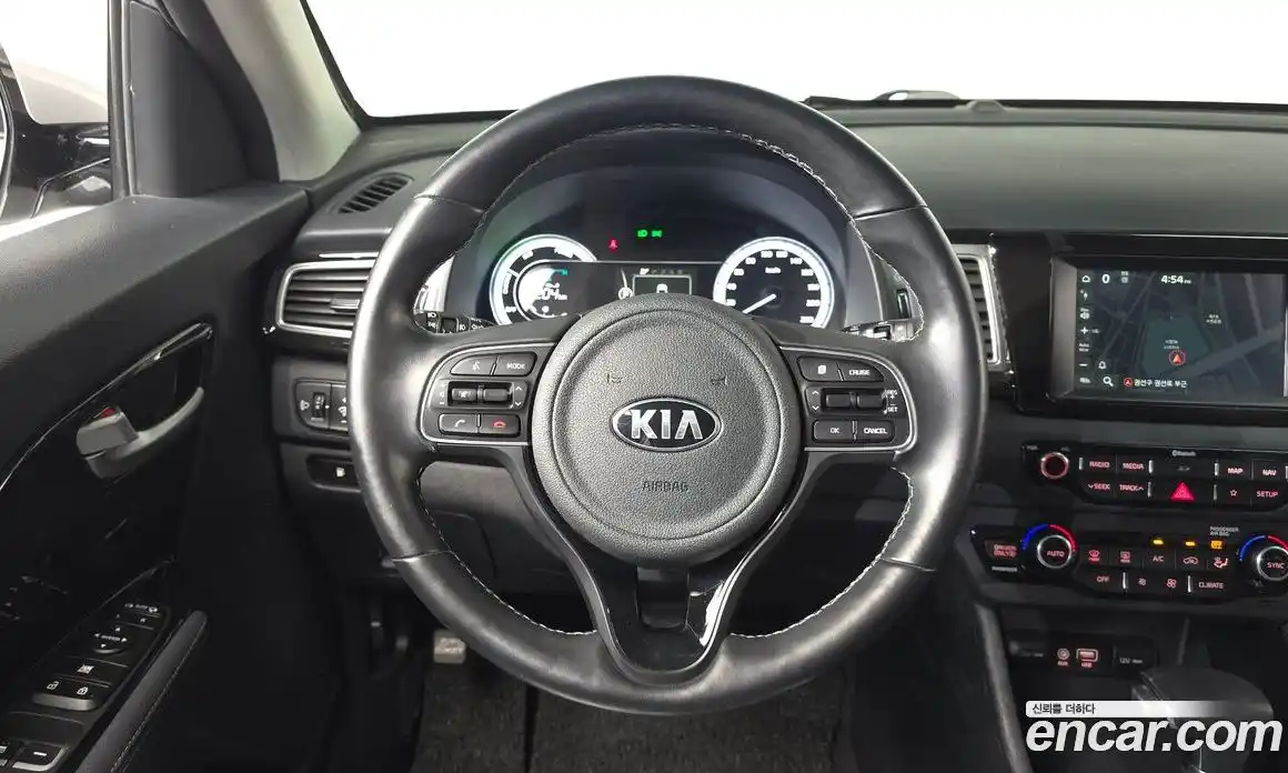 Kia Niro 2019 1.6 автомат (гидро), фото 16
