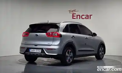 Kia Niro 2019 1.6 автомат (гидро), миниатюра 2