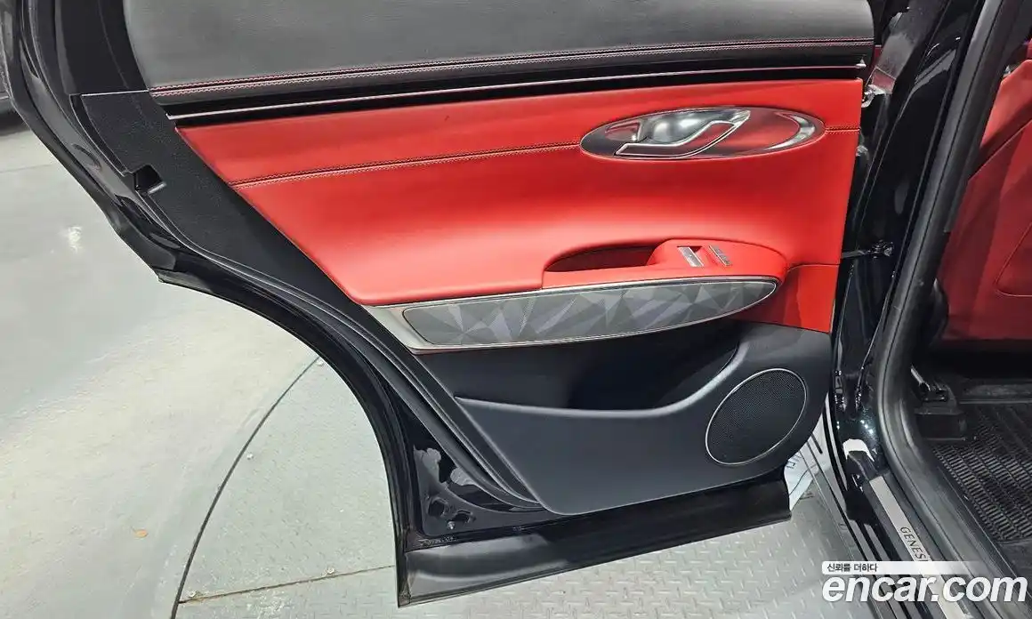 Genesis GV70 2021 3.5 автомат (гидро), фото 15