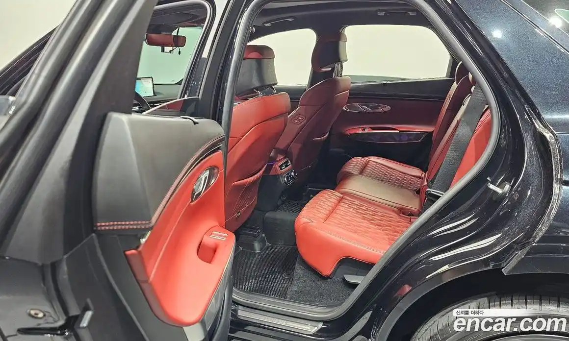 Genesis GV70 2021 3.5 автомат (гидро), фото 18