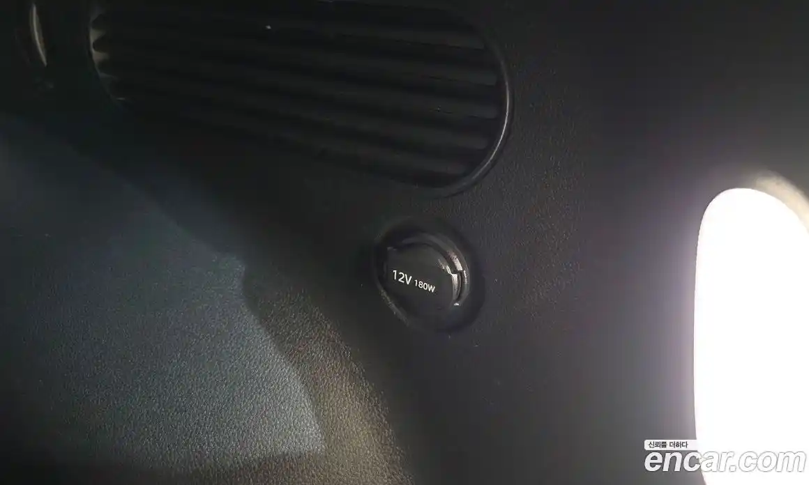 Genesis GV60 2022 0.1 автомат (гидро), фото 44