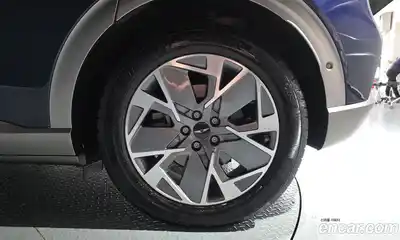 Genesis GV60 2022 0.1 автомат (гидро), миниатюра 7