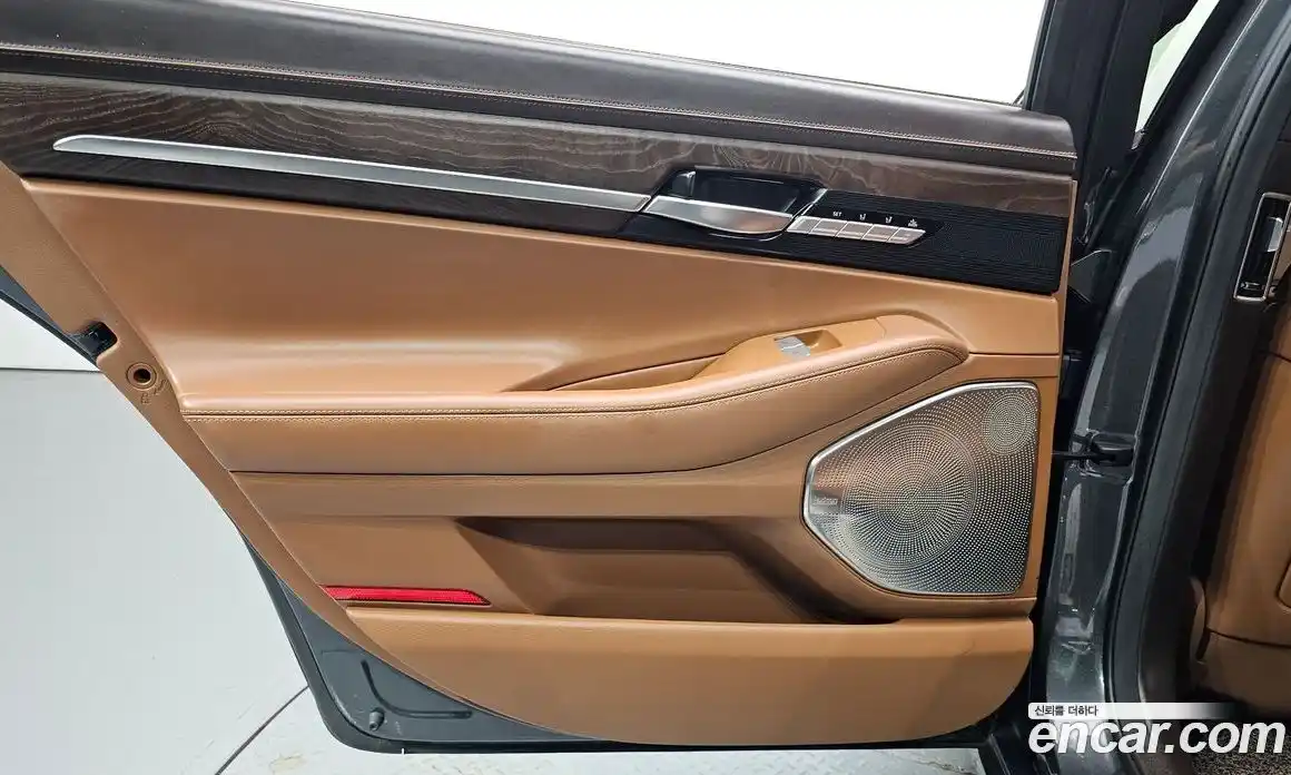 Genesis G90 2019 5.0 автомат (гидро), фото 15