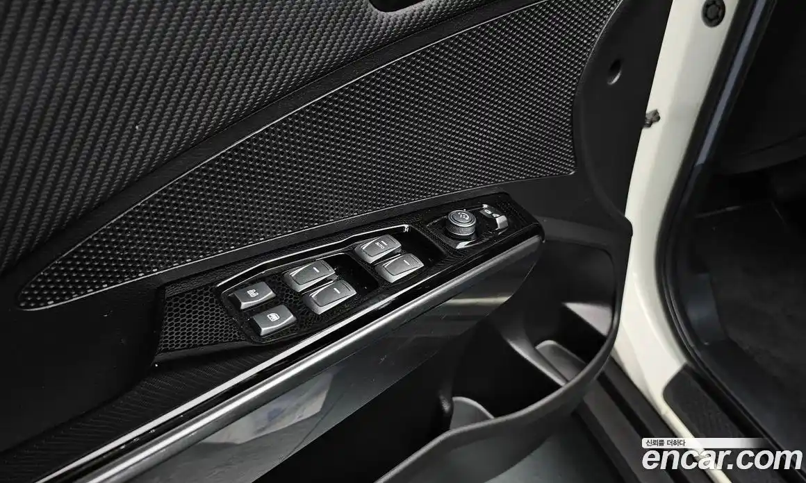SsangYong TIBOLI 2022 1.5 автомат (гидро), фото 21