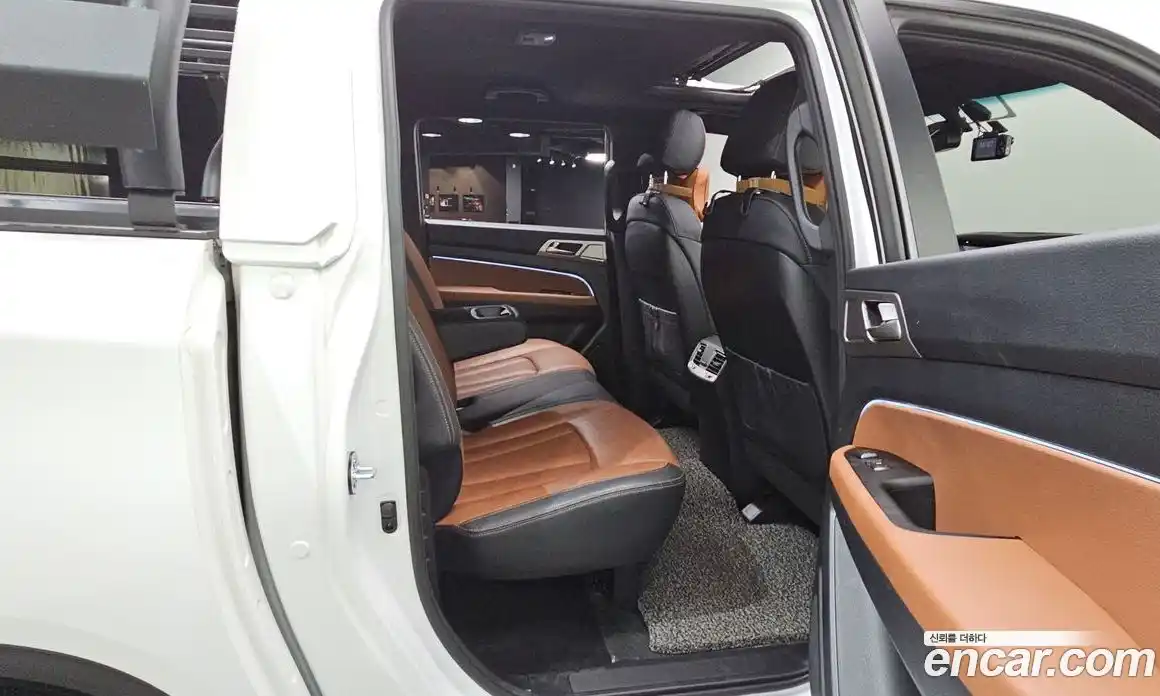 SsangYong Rexton 2018 2.2 автомат (гидро), фото 16