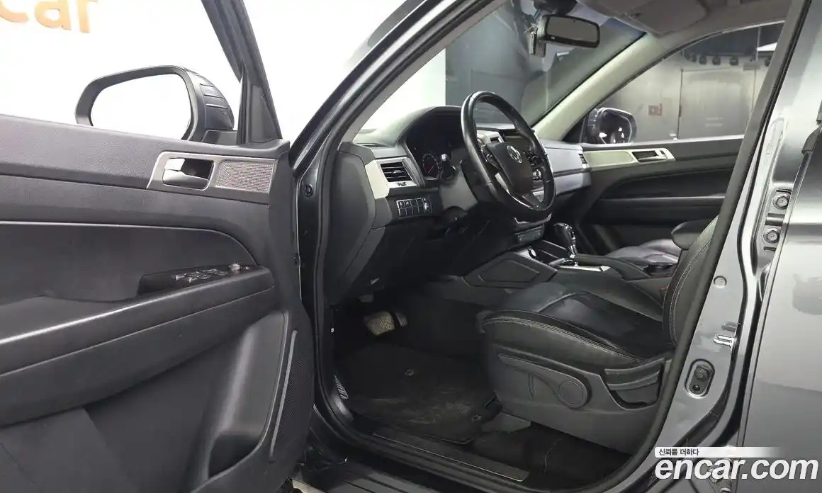 SsangYong Rexton 2018 2.2 автомат (гидро), фото 13