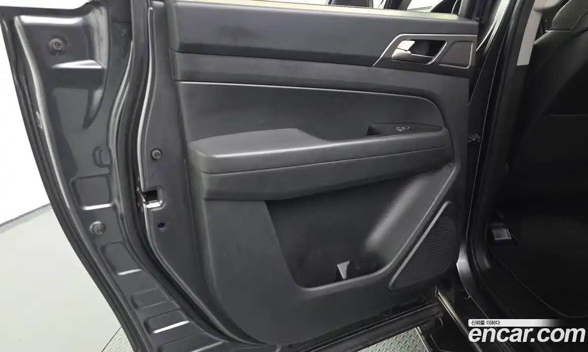 SsangYong Rexton 2018 2.2 автомат (гидро), фото 15