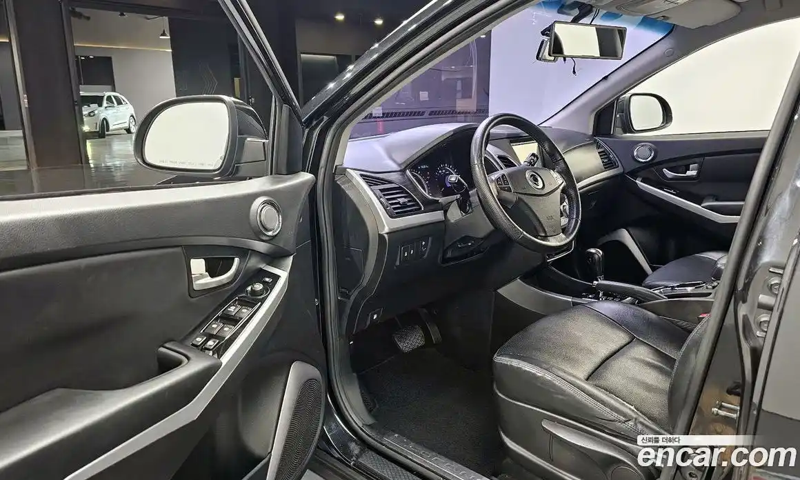 SsangYong Korando 2014 2.0 автомат (гидро), фото 13