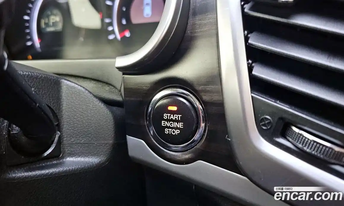 SsangYong Korando 2014 2.0 автомат (гидро), фото 27