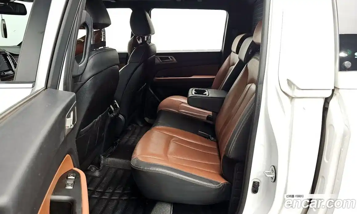 SsangYong Rexton 2018 2.2 автомат (гидро), фото 17