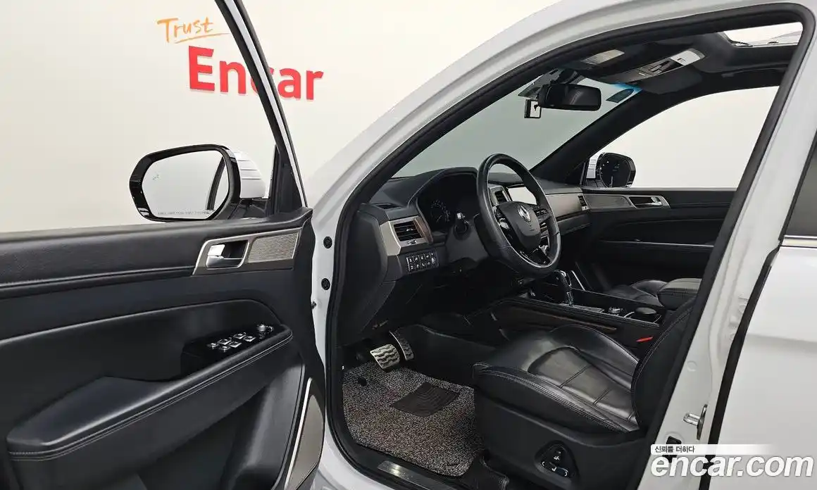 SsangYong Rexton 2018 2.2 автомат (гидро), фото 12