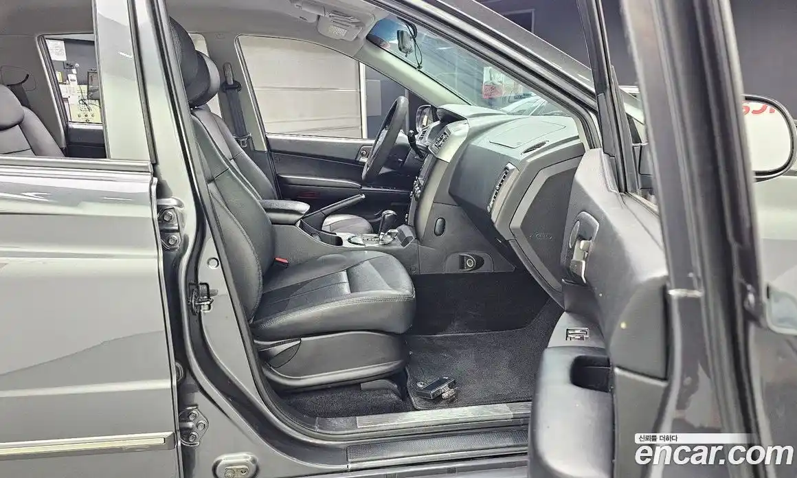 SsangYong Korando 2016 2.2 автомат (гидро), фото 11