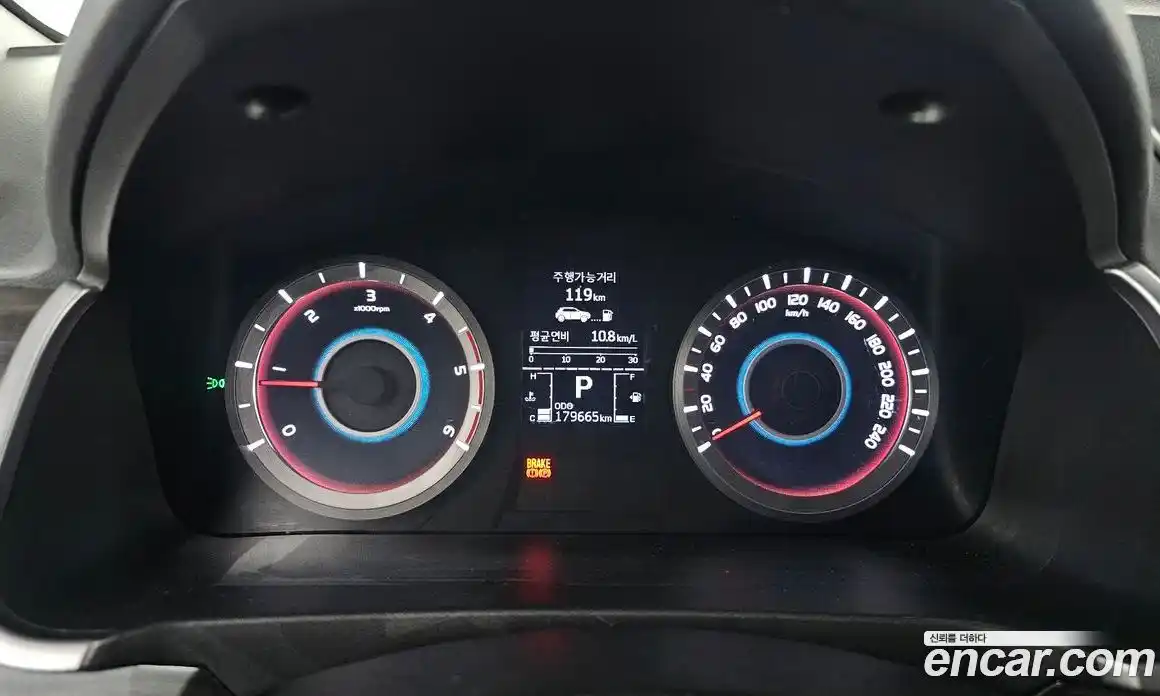 SsangYong Korando 2015 2.2 автомат (гидро), фото 11