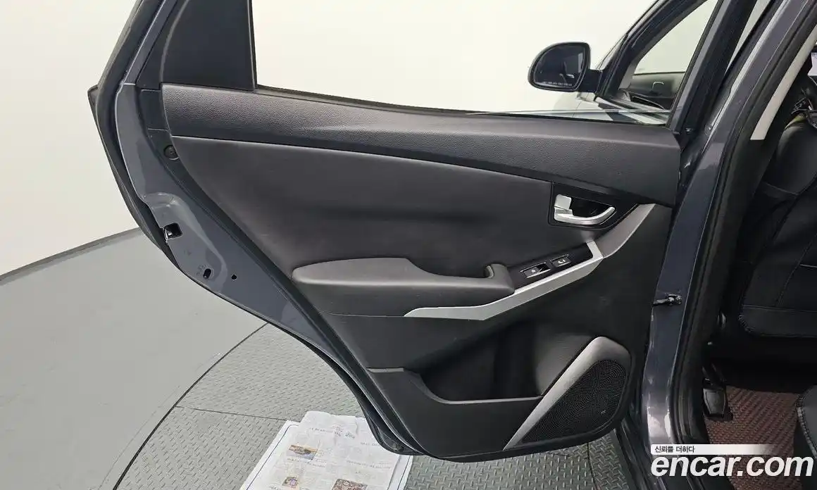 SsangYong Korando 2015 2.2 автомат (гидро), фото 15