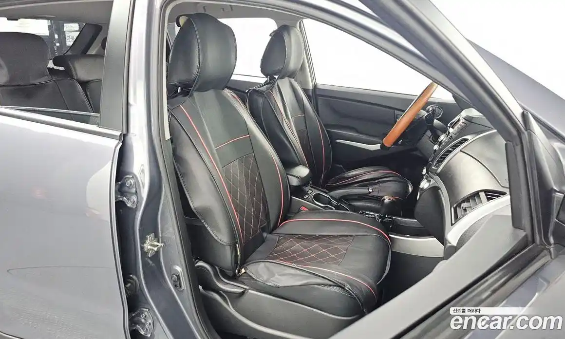 SsangYong Korando 2015 2.2 автомат (гидро), фото 16