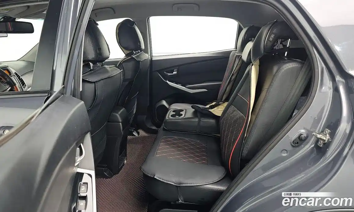 SsangYong Korando 2015 2.2 автомат (гидро), фото 17