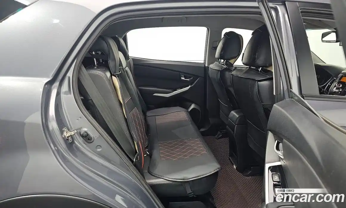 SsangYong Korando 2015 2.2 автомат (гидро), фото 18