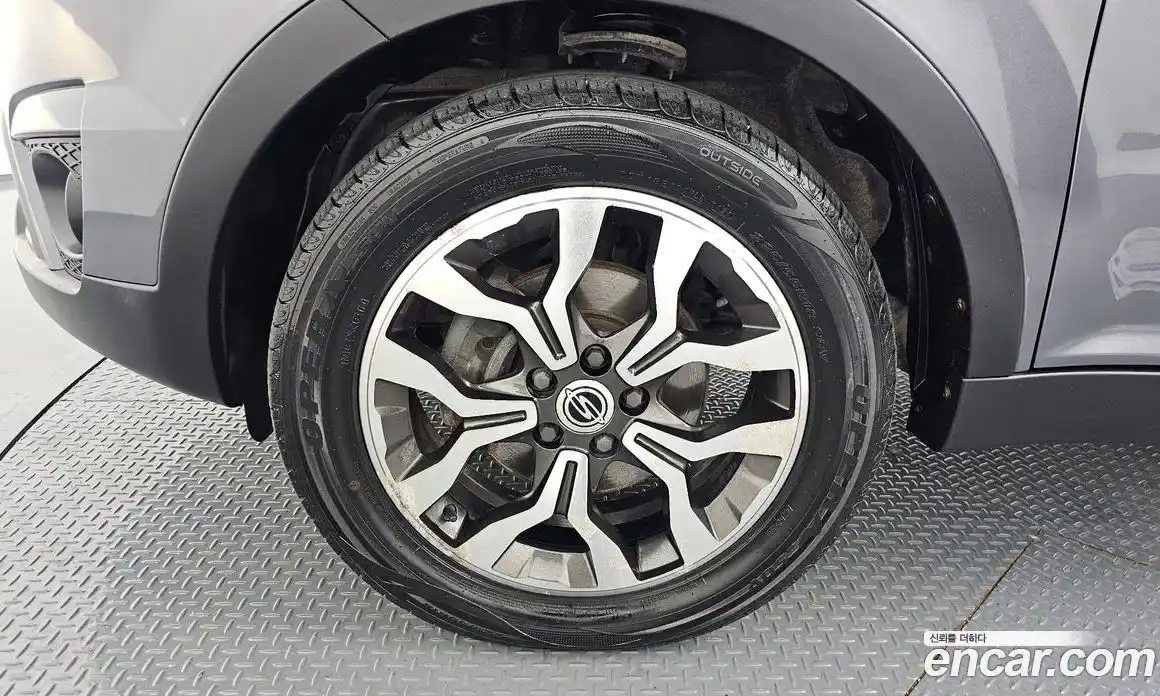SsangYong Korando 2015 2.2 автомат (гидро), фото 5