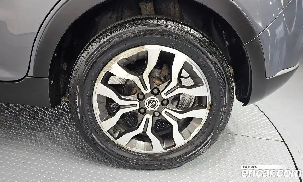 SsangYong Korando 2015 2.2 автомат (гидро), фото 7