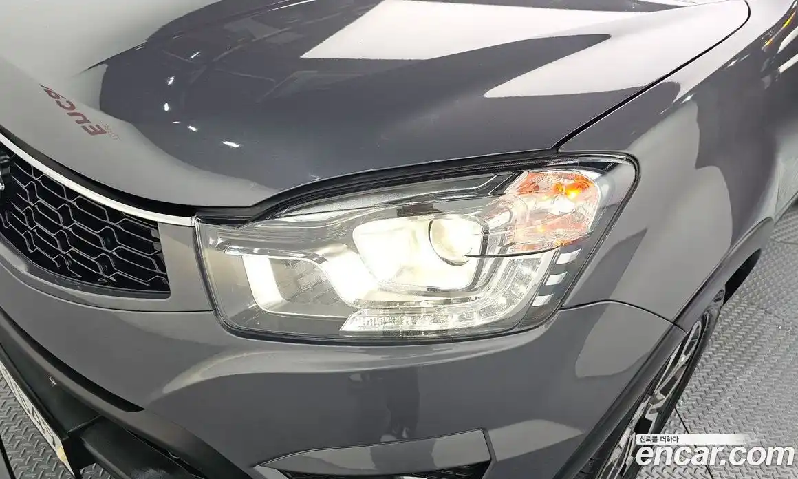 SsangYong Korando 2015 2.2 автомат (гидро), фото 8