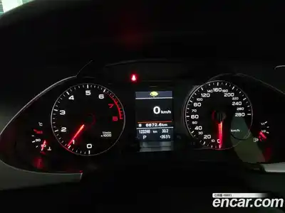 Audi A4 2011 2.0 автомат (гидро), миниатюра 6