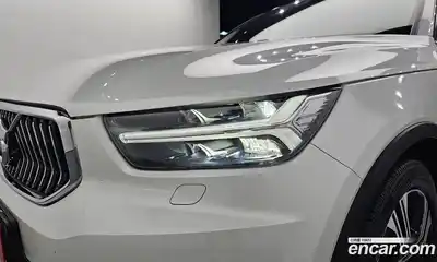 Volvo XC40 2021 2.0 автомат (гидро), миниатюра 7