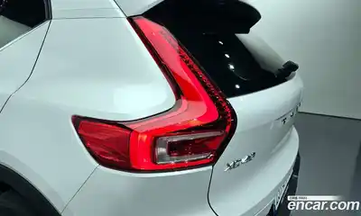Volvo XC40 2021 2.0 автомат (гидро), миниатюра 8