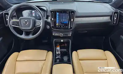 Volvo XC40 2021 2.0 автомат (гидро), миниатюра 9
