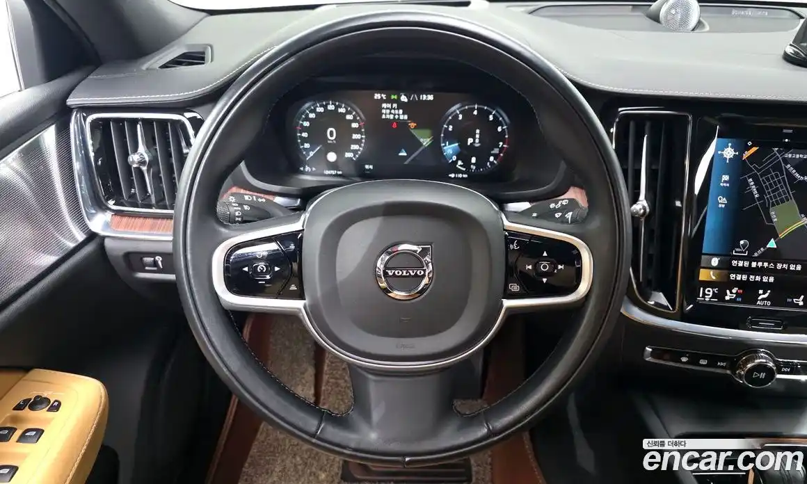 Volvo V60 2020 2.0 автомат (гидро), фото 20