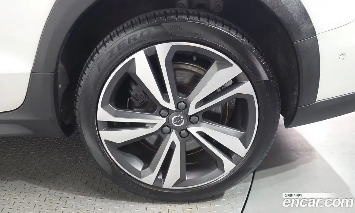 Volvo V60 2020 2.0 автомат (гидро), фото 7