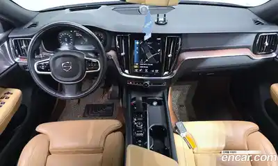 Volvo V60 2020 2.0 автомат (гидро), миниатюра 10