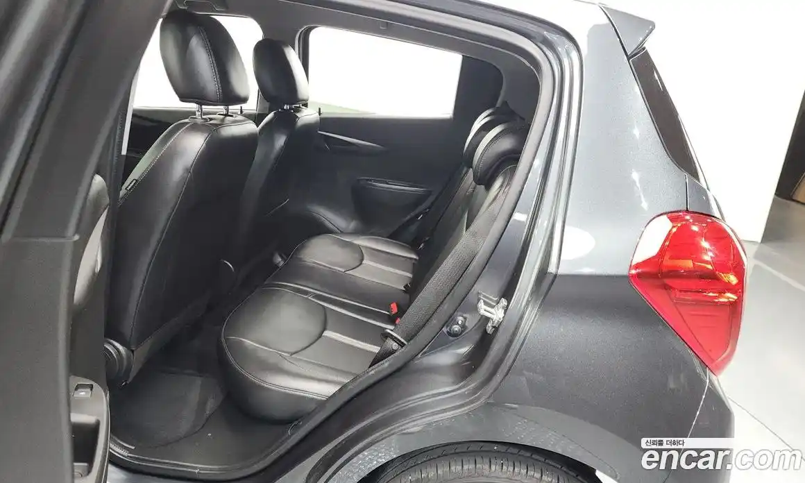 Chevrolet Spark 2020 1.0 автомат (гидро), фото 12
