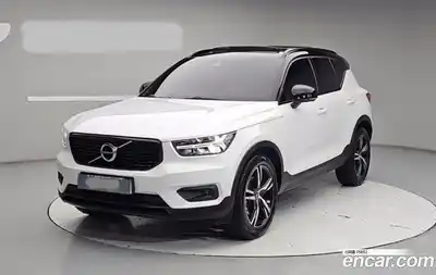 Volvo XC40, 2019, 107 371 км