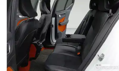 Volvo XC40 2019 2.0 автомат (гидро), миниатюра 11