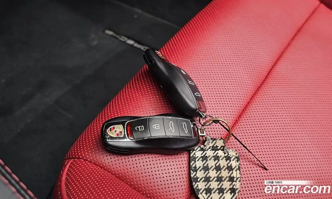 Porsche 718 2023 4.0 автомат (гидро), фото 19