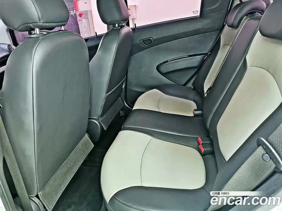 Chevrolet Spark 2015 1.0 автомат (гидро), фото 17