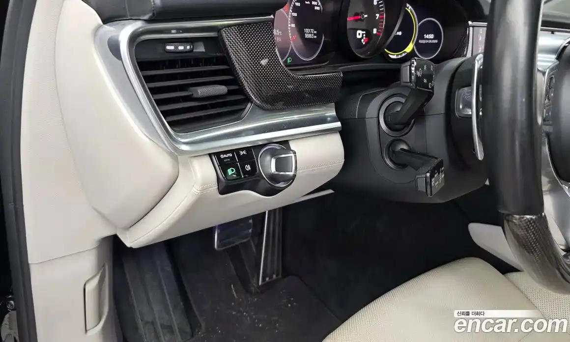 Porsche Panamera 2018 2.9 автомат (гидро), фото 24