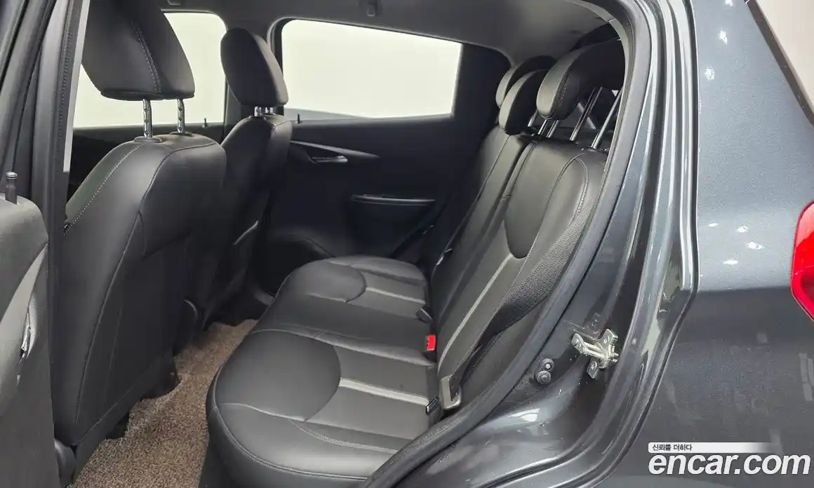 Chevrolet Spark 2019 1.0 автомат (гидро), фото 18