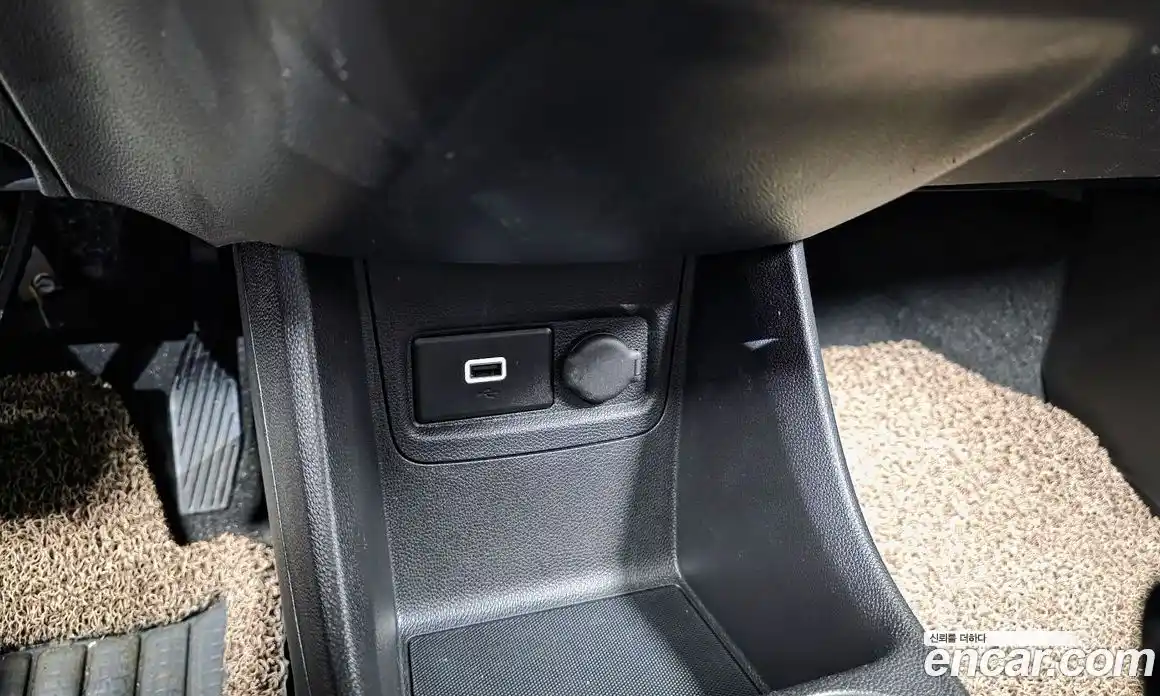 Chevrolet Spark 2019 1.0 автомат (гидро), фото 23