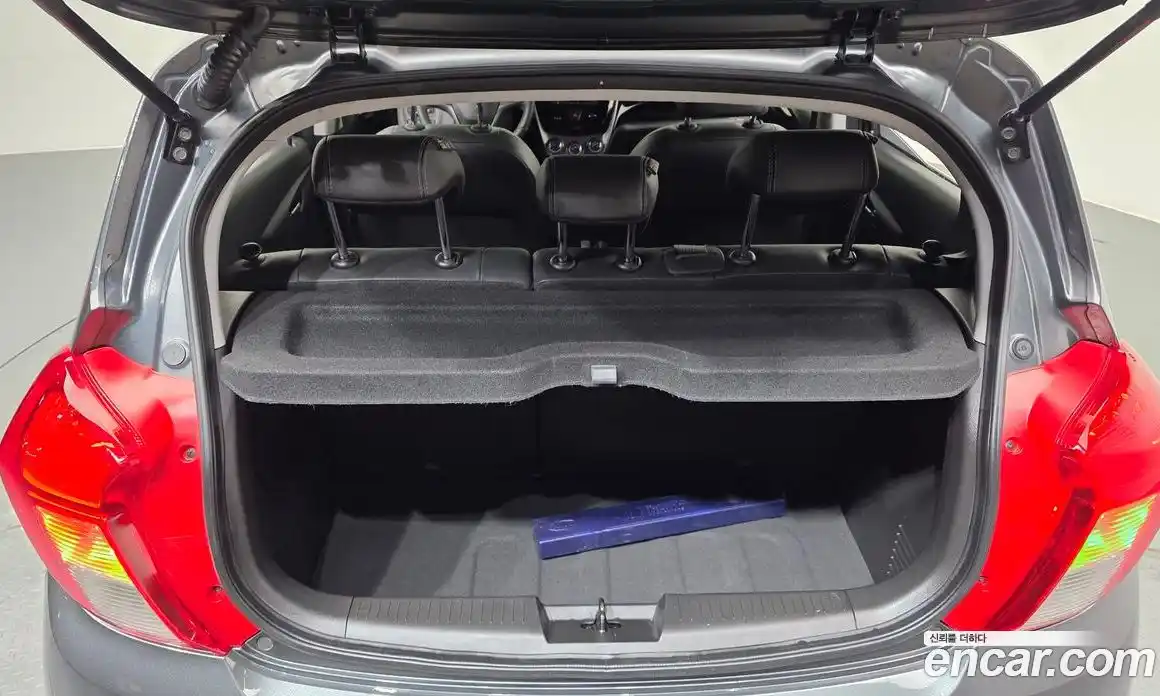 Chevrolet Spark 2019 1.0 автомат (гидро), фото 26
