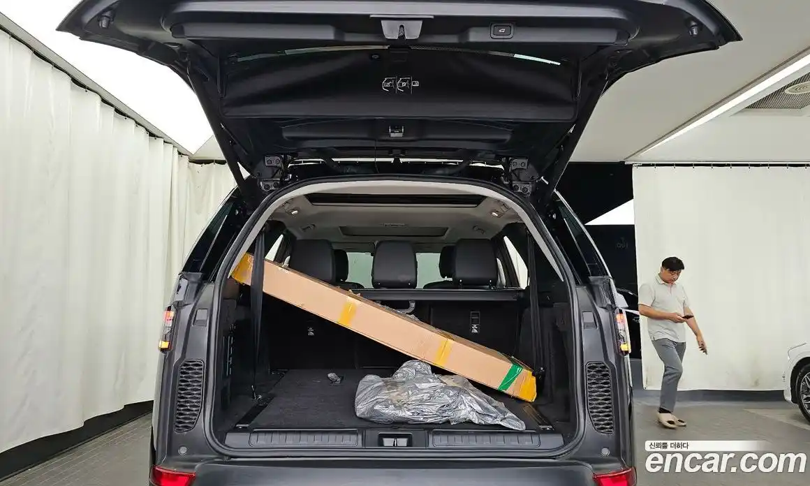 Land Rover Discovery 2020 2.0 автомат (гидро), фото 26