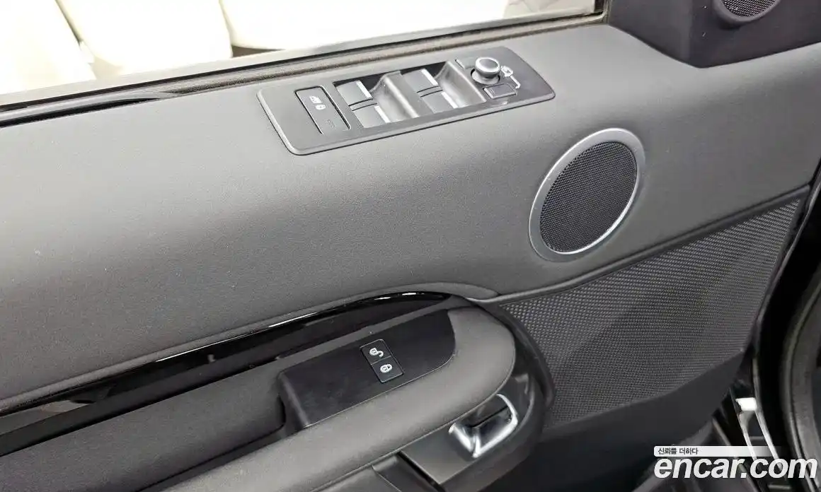 Land Rover Discovery 2020 2.0 автомат (гидро), фото 34