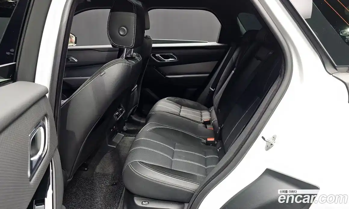 Land Rover Range Rover Velar 2023 3.0 автомат (гидро), фото 16