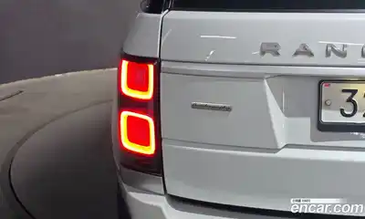 Land Rover Range Rover 2018 5.0 автомат (гидро), миниатюра 9