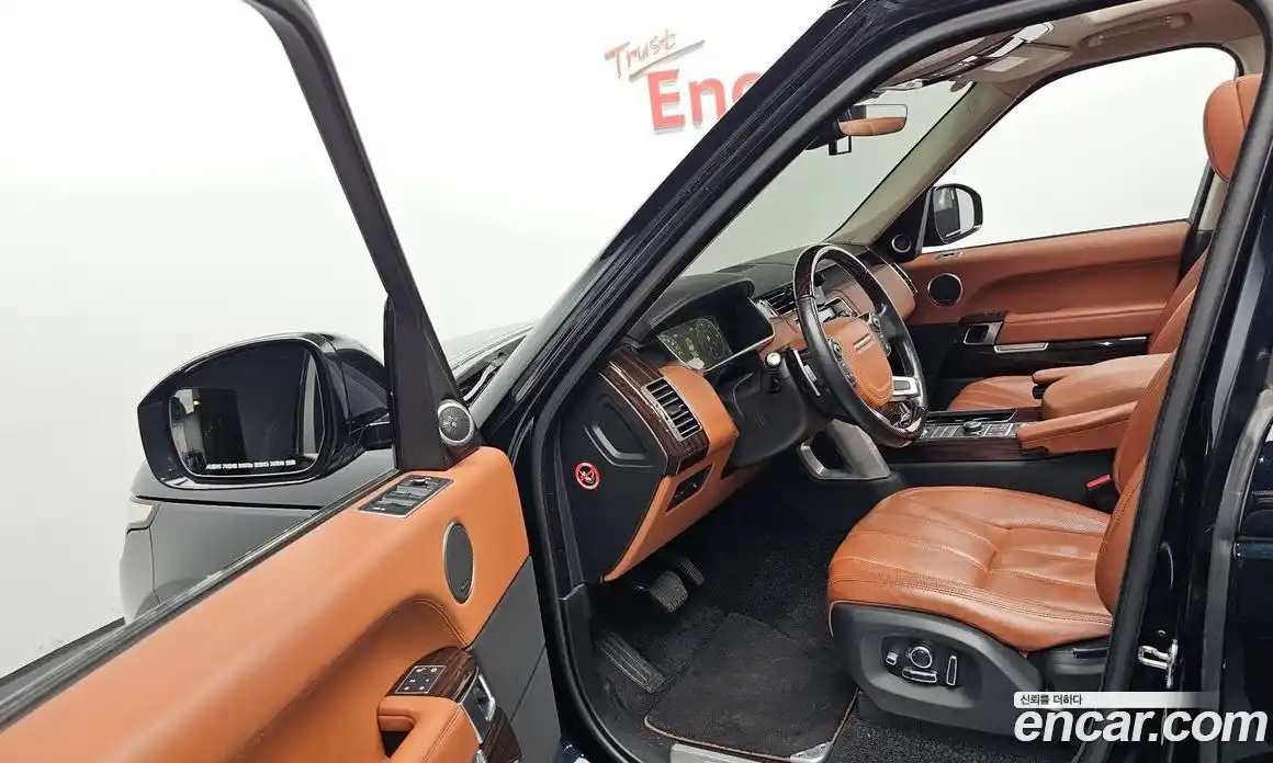 Land Rover Range Rover 2017 4.4 автомат (гидро), фото 12