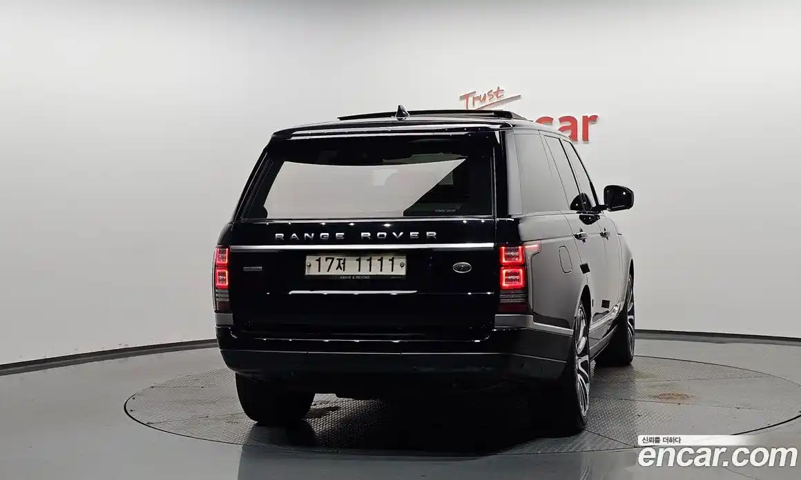 Land Rover Range Rover 2017 4.4 автомат (гидро), фото 3