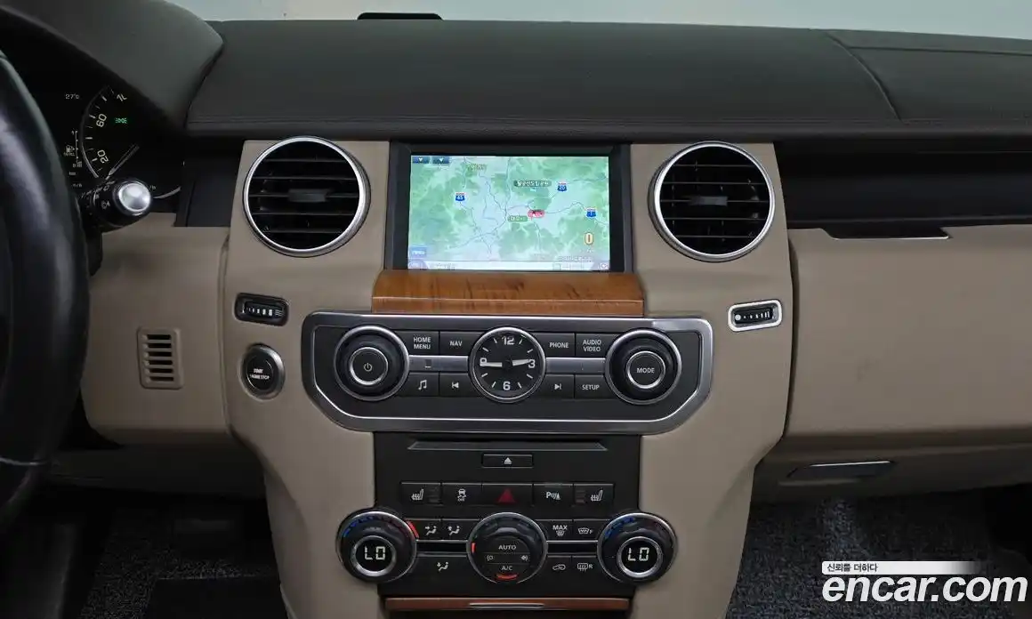 Land Rover Discovery 2013 3.0 автомат (гидро), фото 13