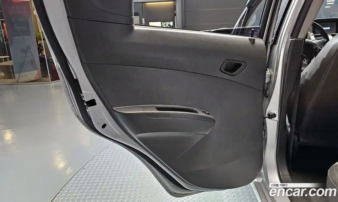 Chevrolet Spark 2013 1.0 автомат (гидро), фото 15